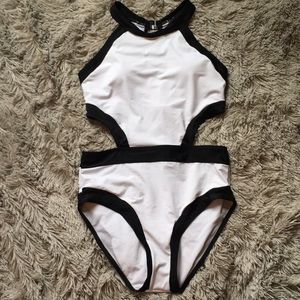 Boohoo one piece swim suit